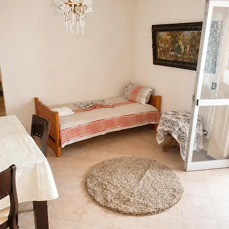 Comfortable House With Warm Hospitality - Apartment *